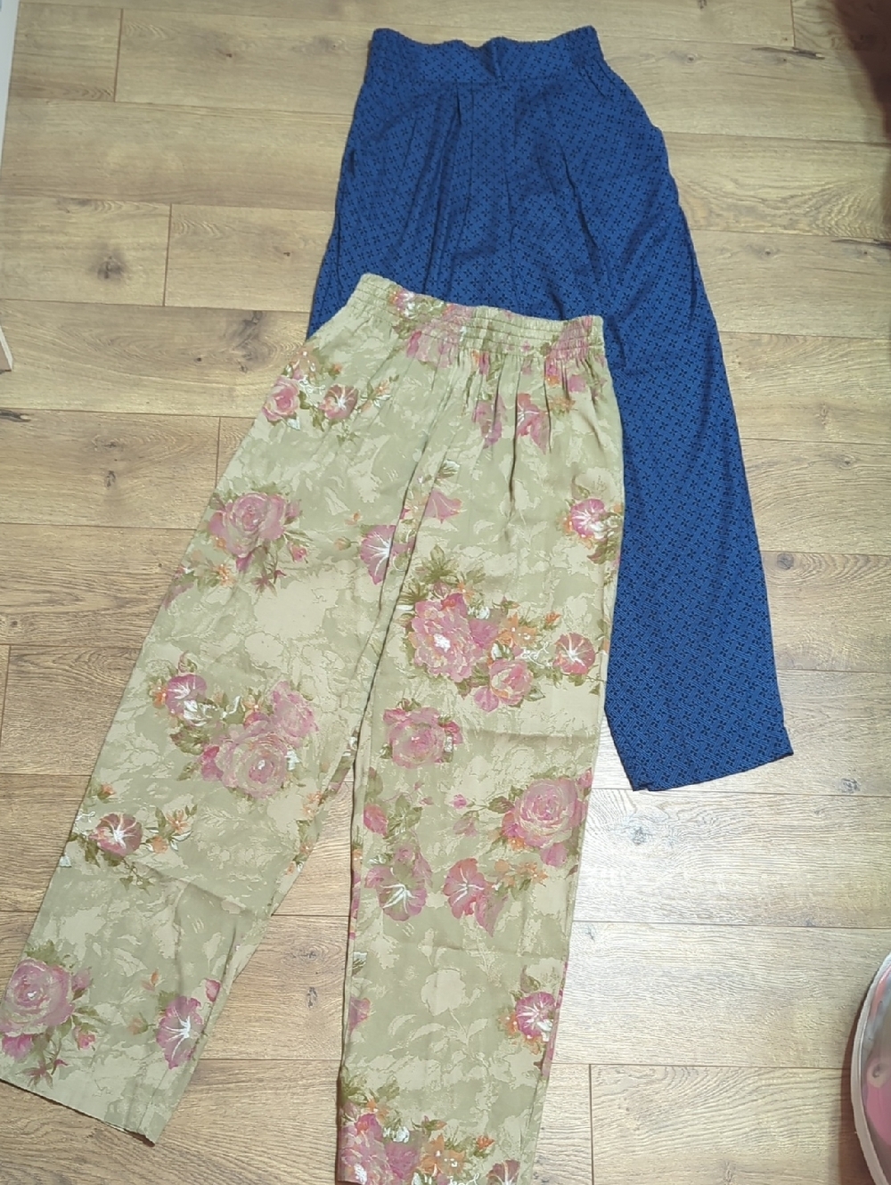 Carole Little Floral Gypsy Boho  Elastic-Waist Pleated Tapered Leg pants L (2)